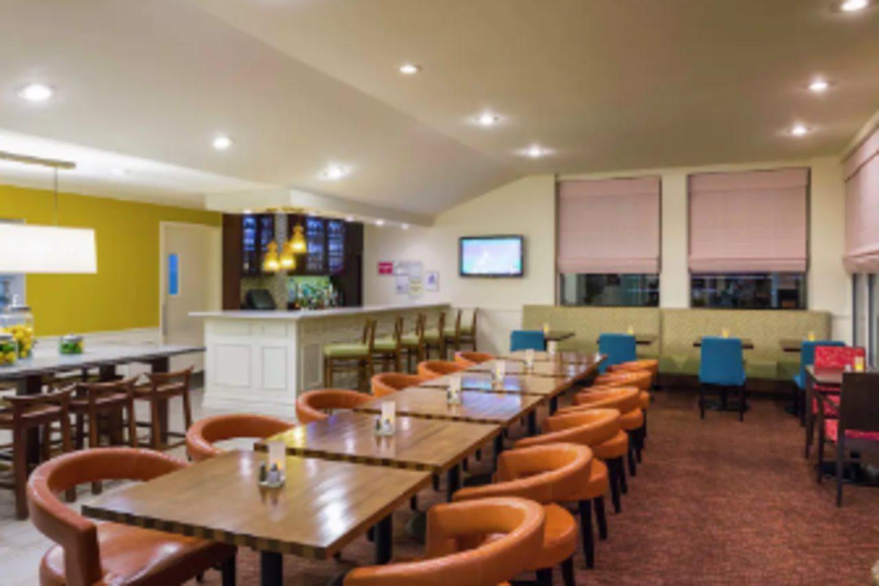 Hilton Garden Inn Queens/Jfk New York Dış mekan fotoğraf