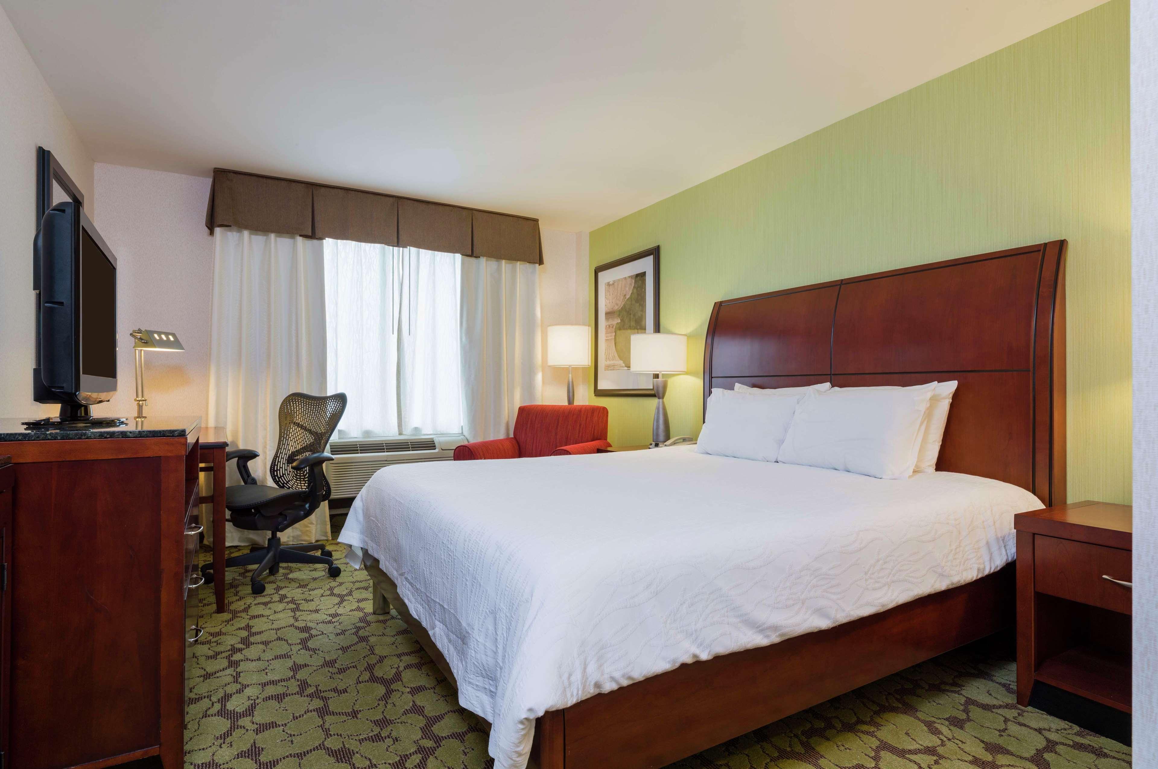 Hilton Garden Inn Queens/Jfk New York Dış mekan fotoğraf