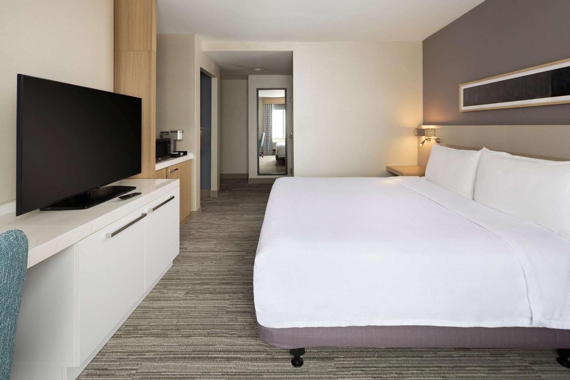 Hilton Garden Inn Queens/Jfk New York Dış mekan fotoğraf