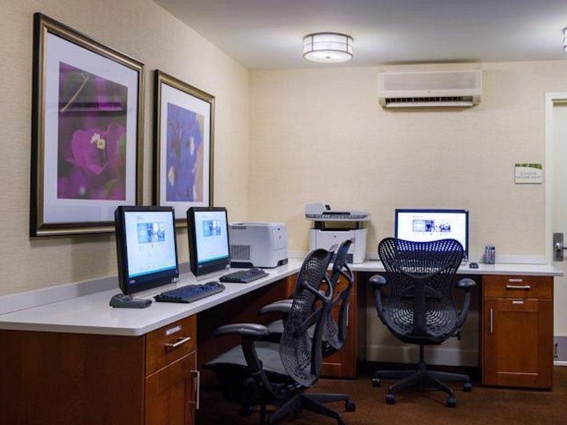 Hilton Garden Inn Queens/Jfk New York Dış mekan fotoğraf