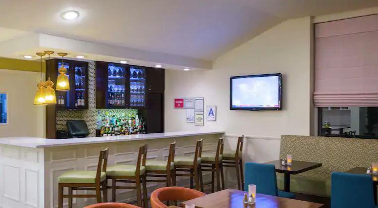 Hilton Garden Inn Queens/Jfk New York Dış mekan fotoğraf